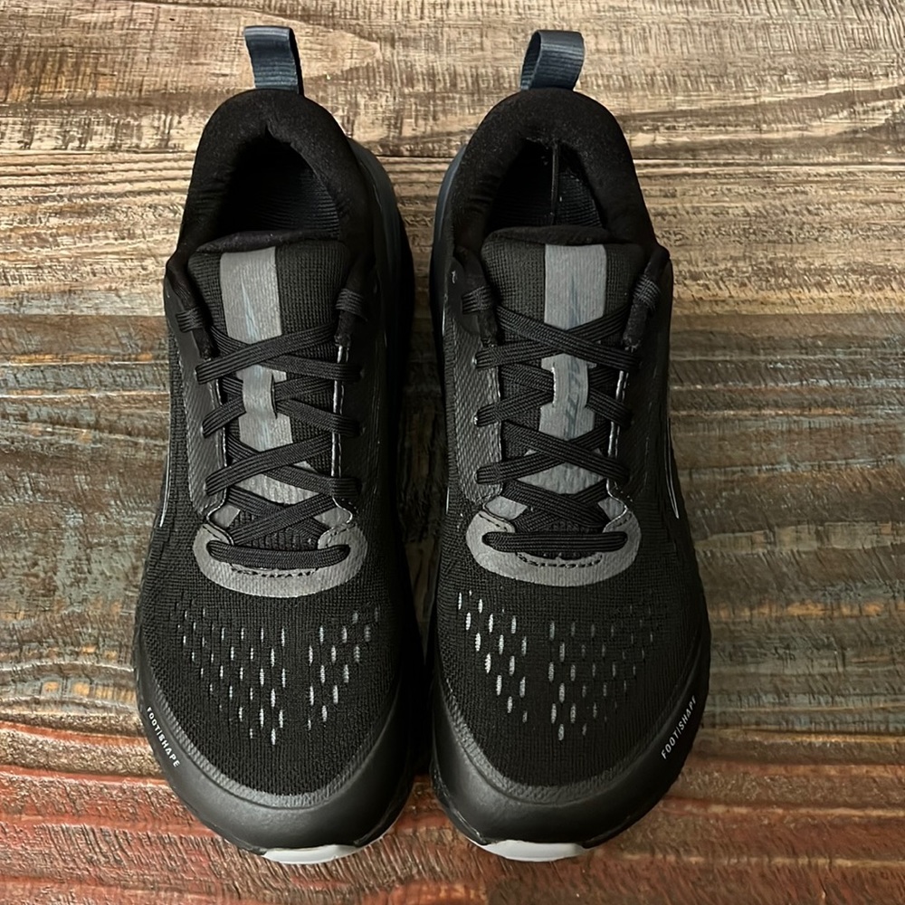 NWT Paradigm 5 Altra Running Shoes